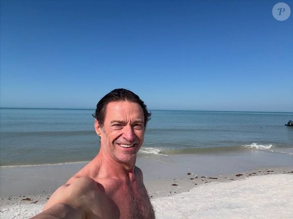 Hugh Jackman começa seu dia com um café da manhã composto por quatro ovos pochê, meio abacate e salmão defumado
