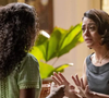 Beatriz (Duda Santos) e Clarice (Carol Castro) tem encontro emocionante após a pianista lembrar a memória por completo