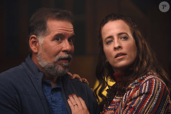 Nova produção da Netflix mistura humor e emoção ao abordar o dilema do 'ninho vazio'