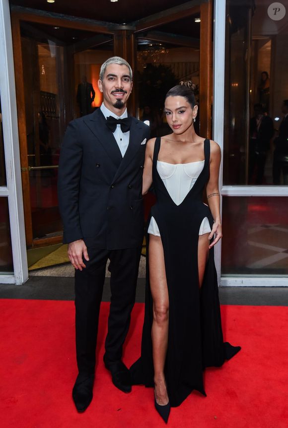 Veja o look completo de Giovanna Lancellotti e Gabriel David para o primeiro Golden Globes no Brasil