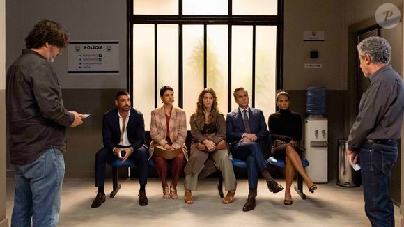 Os cinco suspeitos darão depoimento sobre a morte de Odete Roitman (Debora Bloch) na novela 'Vale Tudo'