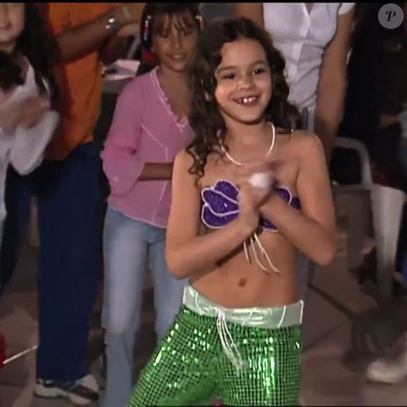 Bruna Marquezine escolheu ‘A Pequena Sereia’ como tema de sua festa de 08 anos