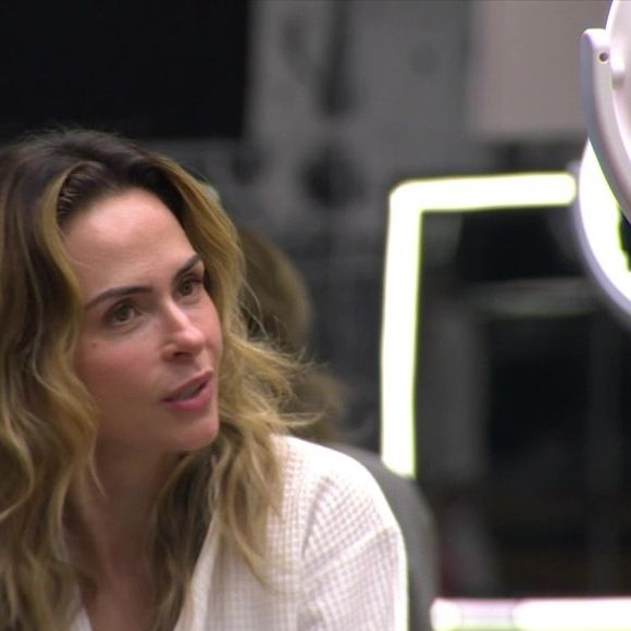 Com jogo ativo e leitura estratégica, Ana Paula Renault se consolida como destaque na final do BBB 26