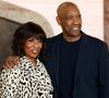 41 anos de casamento, 4 filhos e ligação especial com Aretha Franklin: a esposa de Denzel Washington é menos famosa que o marido, mas dona de uma carreira marcante. Conheça!