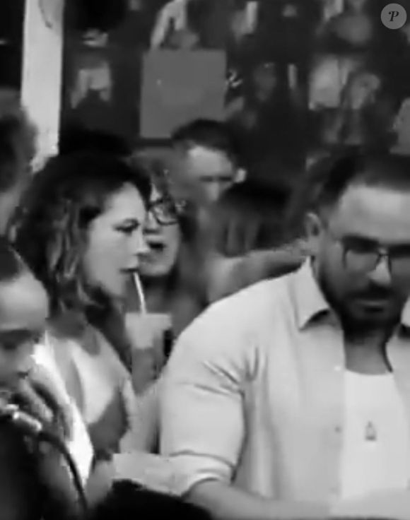 Paolla Oliveira ficou 'animadinha' com Diogo Nogueira em aniversário de Humberto Carrão de 'Vale Tudo'