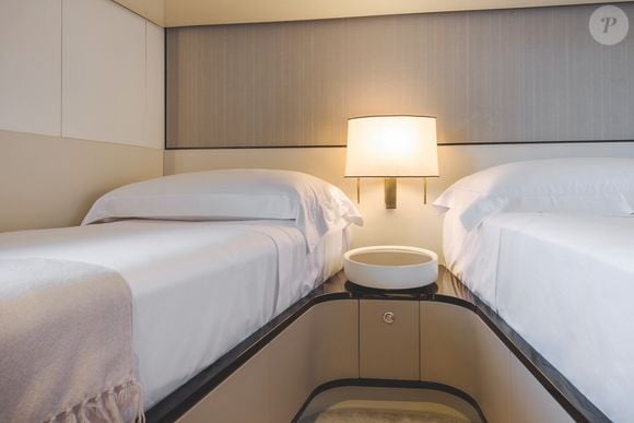 Espaço interno do Azimut Grande 27 Metri revela por que o modelo é um dos mais desejados entre celebridades