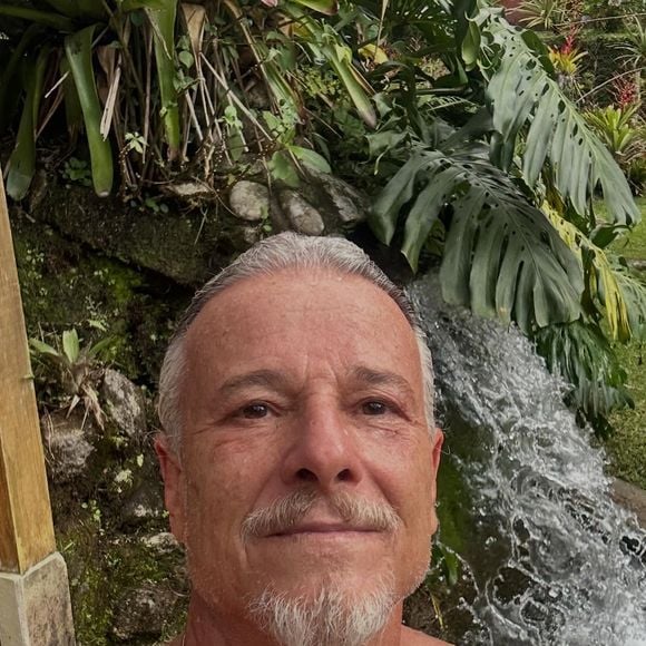 Marcello Novaes trocou uma casa na Barra da Tijuca por um sítio isolado no Rio de Janeiro