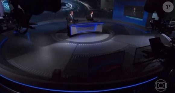 Internautas se emocionam com proximidade do telejornal, mas outros criticam ação como forçada e teatral