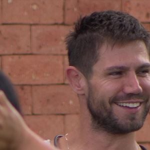 Se explicando para aliados, Jonas disse que fez 'sem querer', mas se mostrou aliviado por estar no VIP