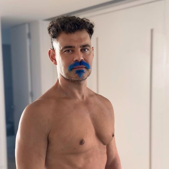 Corpo de Carmo Dalla Vecchia passou por mudanças e chegou neste nível, totalmente definido