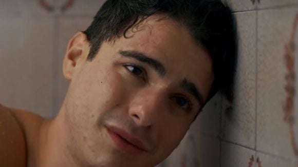 A psicologia explica: há um tipo específico de cansaço vivido por pessoas que passaram toda a juventude construindo a vida que achavam que queriam, mas estavam vivendo a partir da memória dos outros