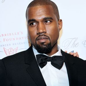 Kanye West também disparou insultos homofóbicos contra aqueles que apoiaram a candidata presidencial democrata Kamala Harris.