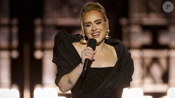 No campo internacional, Adele emocionou o país com 'Set Fire to the Rain' e 'Someone Like You'.