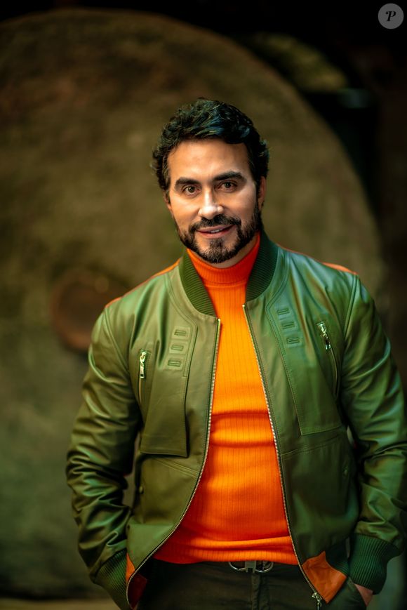 Padre Fábio de Melo já tem o nome envolvido em uma nova controvérsia após  polêmica com o gerente de uma cafeteria