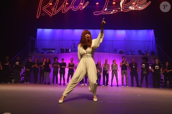 Como Rita Lee, Mel Lisboa conquistou diversos troféus, entre eles, o Prêmio Shell de Melhor Atriz, e fez uma temporada inteira completamente esgotada em São Paulo