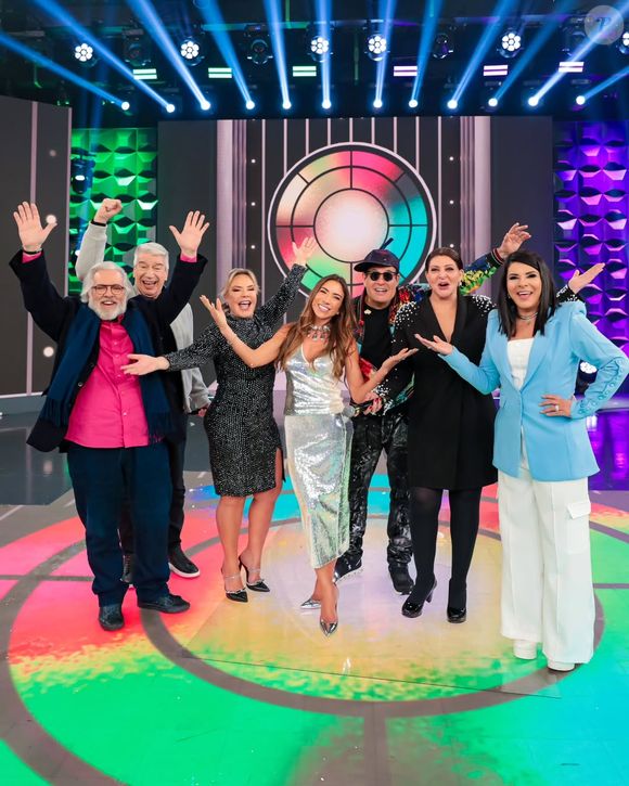 'Programa Silvio Santos com Patricia Abravanel' também exibe de novo o 'Show de Calouros' com os jurados de 1980
