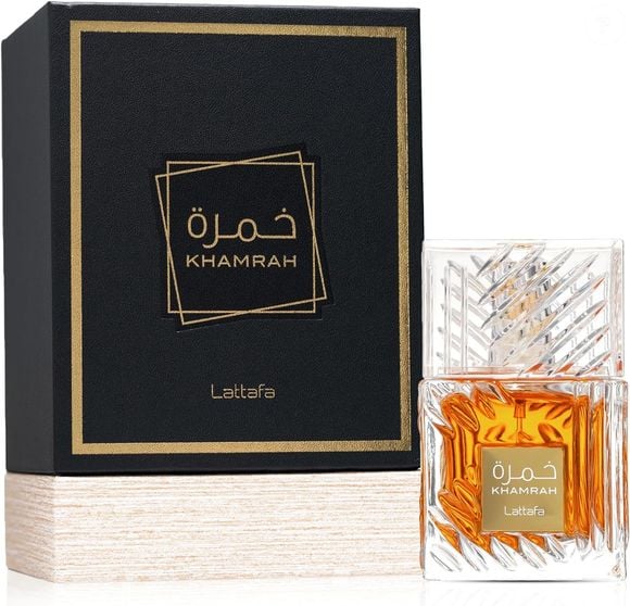 Inspirado nas riquezas do Oriente Médio, o Khamrah, da Lattafa, combina especiarias e notas adocicadas que deixam um rastro marcante nos dias frios. Uma verdadeira experiência de luxo na perfumaria