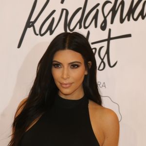 Kim Kardashian sobre o Brasil: ‘Ficava louca para voltar para cá me sentindo bem. Eu olhava para elas usando roupas incríveis. Me inspirei muito e me apaixonei pelo Brasil’