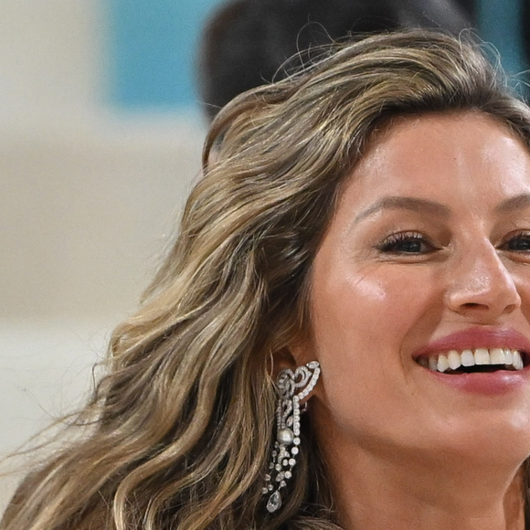 Gisele Bündchen foi vista pela primeira vez com o filho recém-nascido, River