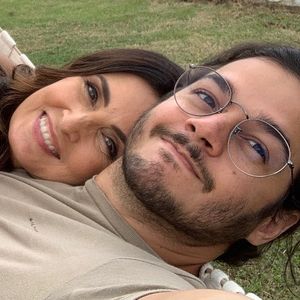 Segundo a psicologia, fator importante é a forma como a atração é construída atualmente. Se antes critérios como idade e posição social tinham grande peso, hoje a capacidade emocional ganha força.