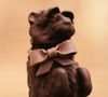 Inspirado em Bobby, cachorro de Christian Dior, a Dior lança obra de arte como chocolate para a Páscoa