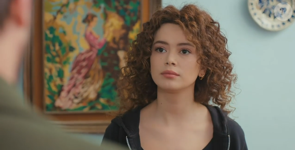 Próximo capítulo da novela 'Força de Mulher': Sirin decide provocar Ceyda.
