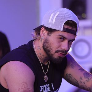 Zé Felipe afastou rixa entre Ana Castela, sua namorada, e Virgínia Fonseca, sua ex-mulher e mãe de seus 3 filhos