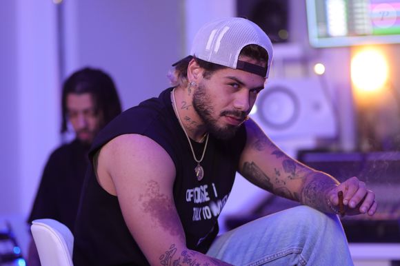 Zé Felipe afastou rixa entre Ana Castela, sua namorada, e Virgínia Fonseca, sua ex-mulher e mãe de seus 3 filhos