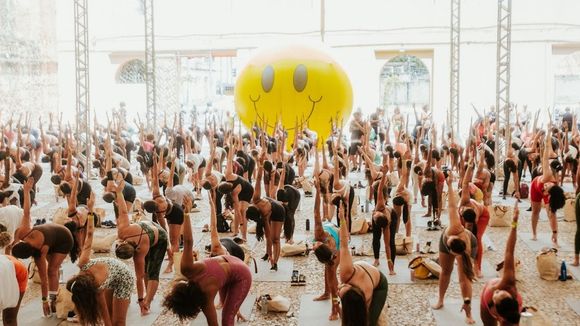 Para ficar 'Chapadinha de Endorfina': como é o 'treinão' para 1.500 mulheres que reúne aulas, DJ e até massagem?