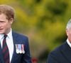 Segundo a imprensa internacional, o encontro entre o príncipe Harry e o Rei Charles III teria sido extremamente formal