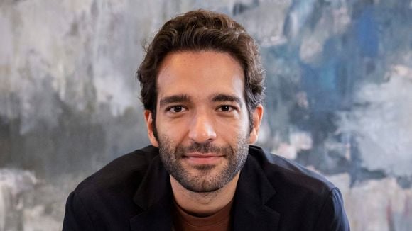 Resumo da novela 'Vale Tudo', capítulo de sábado 30 de agosto: Afonso faz dupla revelação à família e fica a um segredo de pedir música no 'Fantástico'