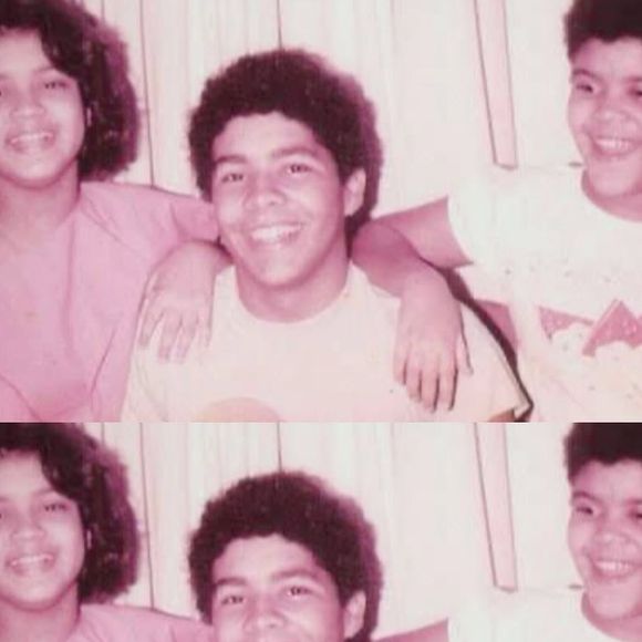 Preta Gil também resgatou fotos antigas com o irmão Pedro para celebrar data em que ele nasceu