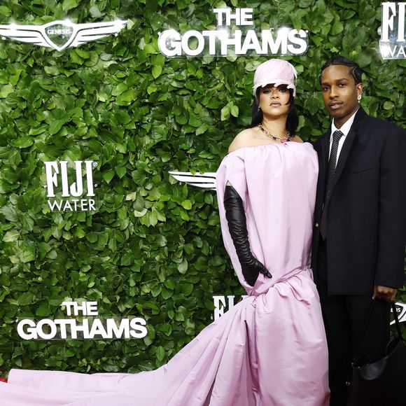 Rihanna e A$AP Rocky também são pais de RZA Athelston Mayers, prestes a completar 4 anos, e Riot Rose Mayers, com quase 3 anos