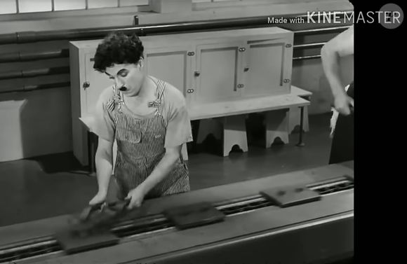 Divisão do trabalho e suas consequências foram analisadas em pensamento de Adam Smith - foto de reprodução do filme 'Tempos Modernos' de Charles Chaplin