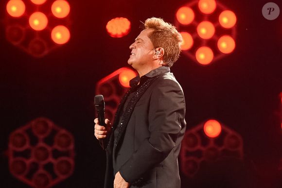 Leonardo no São João de Campina Grande: muitos espectadores apontam que o sertanejo subiu ao palco embriagado