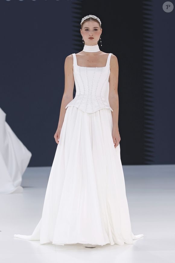 Vestido de noiva com corset bem trabalhado é outra tendência em alta na moda casamento