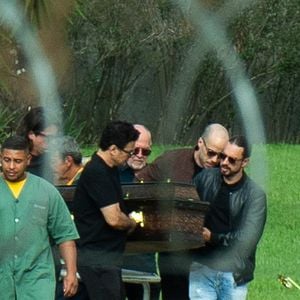 Família optou por uma cerimônia reservada após a morte de Rick; cantor foi sepultado em Sorocaba, no interior de São Paulo