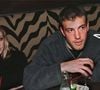Durante a infância em Massachusetts, Ben Affleck contou que via o pai bêbado quase todos os dias. O ator revelou que o pai só conseguiu ficar sóbrio quando ele tinha 19 anos, em um dos relatos mais pessoais sobre sua família