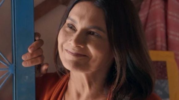 Curada e apaixonada: Lígia em 'Três Graças' vive amor inesperado após superar a doença; saiba quem é o estranho pretendente