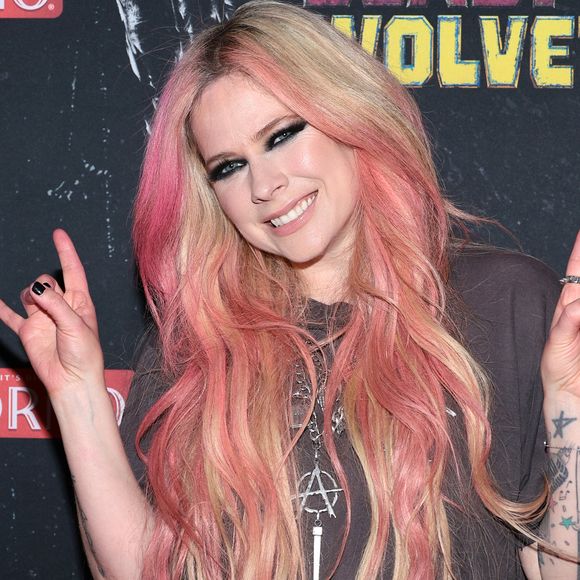 Entre os elementos mais citados pelos teóricos estão as próprias músicas do segundo álbum. Algumas faixas de Under My Skin seriam, segundo eles, uma espécie de narrativa do suposto dia da morte da “Avril original”, que teria falecido sozinha em casa.