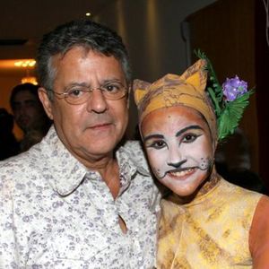 Giulia Costa relembra infância marcada pela ausência do pai e emociona ao falar sobre alcoolismo de Marcos Paulo