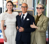 Totalmente estrelados! Elenco principal de 'O Diabo Veste Prada', com Emily Blunt em vestido de renda e Stanley Tucci de risca de giz, ganha estrelas na Calçada da Fama e se junta a Meryl Streep e Anne Hathaway