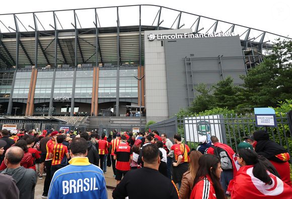 Flamengo vence o Espérance nesta segunda-feira (16), no Lincoln Financial Field, e larga com vitória na estreia do Mundial de Clubes.