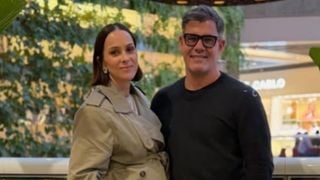 'Meu presente tá no forno e só chega lá pra fevereiro': aos 46 anos, pai de 6 e no elenco de 'Avenida Brasil 2', Juliano Cazarré anuncia nova gravidez da esposa; casal vai escolher 4 destes nomes com origem bíblica ou grega