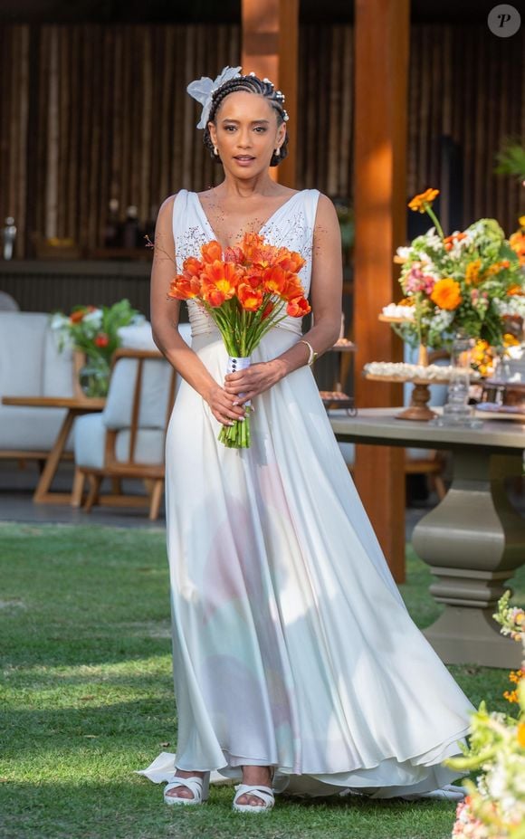 Taís Araujo se queixou publicamente da autora da novela 'Vale Tudo', Manuela Dias, após várias mudanças em sua personagem, Raquel