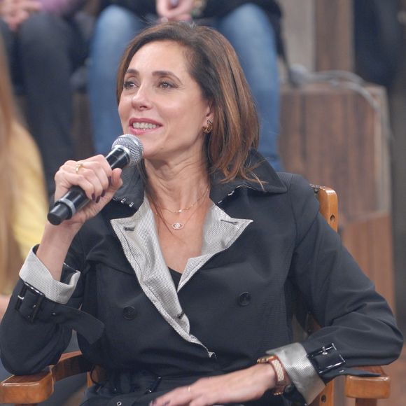 A atriz Christiane Torloni já revelou que prefere atividades físicas ligadas ao prazer e ao movimento, como natação, caminhada e surfe