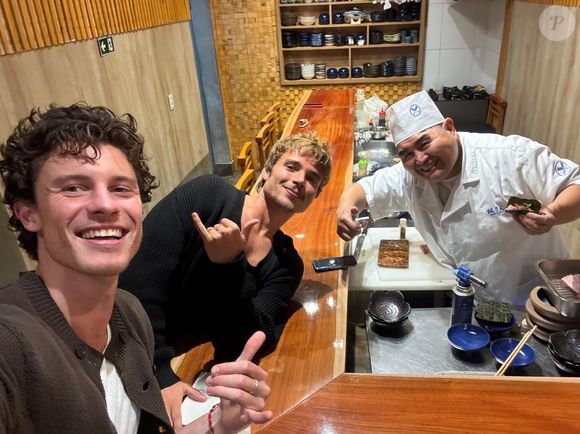 O jantar no Makoto San dura cerca de 1h50 e segue horários rígidos, com tolerância de apenas cinco minutos para atrasos