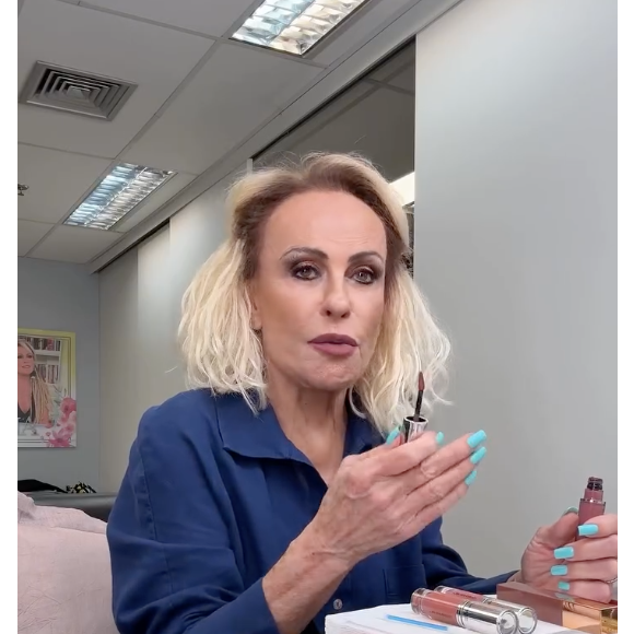 Ana Maria Braga gravou um vídeo no último domingo (10), Dia das Mães, e emocionou os seguidores ao falar sobre a mãe