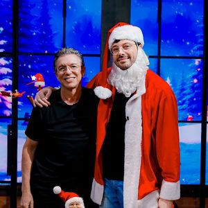 Boninho participou recentemente do ‘The Noite’ e relembrou quando Silvio Santos estreou a ‘Casa dos Artistas’