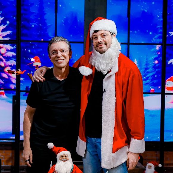 Boninho participou recentemente do ‘The Noite’ e relembrou quando Silvio Santos estreou a ‘Casa dos Artistas’